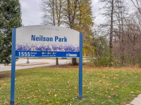 Signage at Neilson Park Scarborough